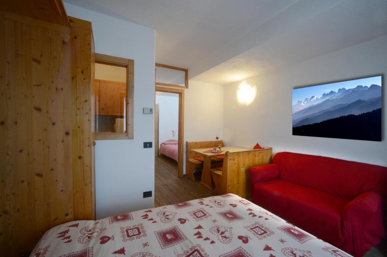 Residence Miramonti Daiano Bagian luar foto