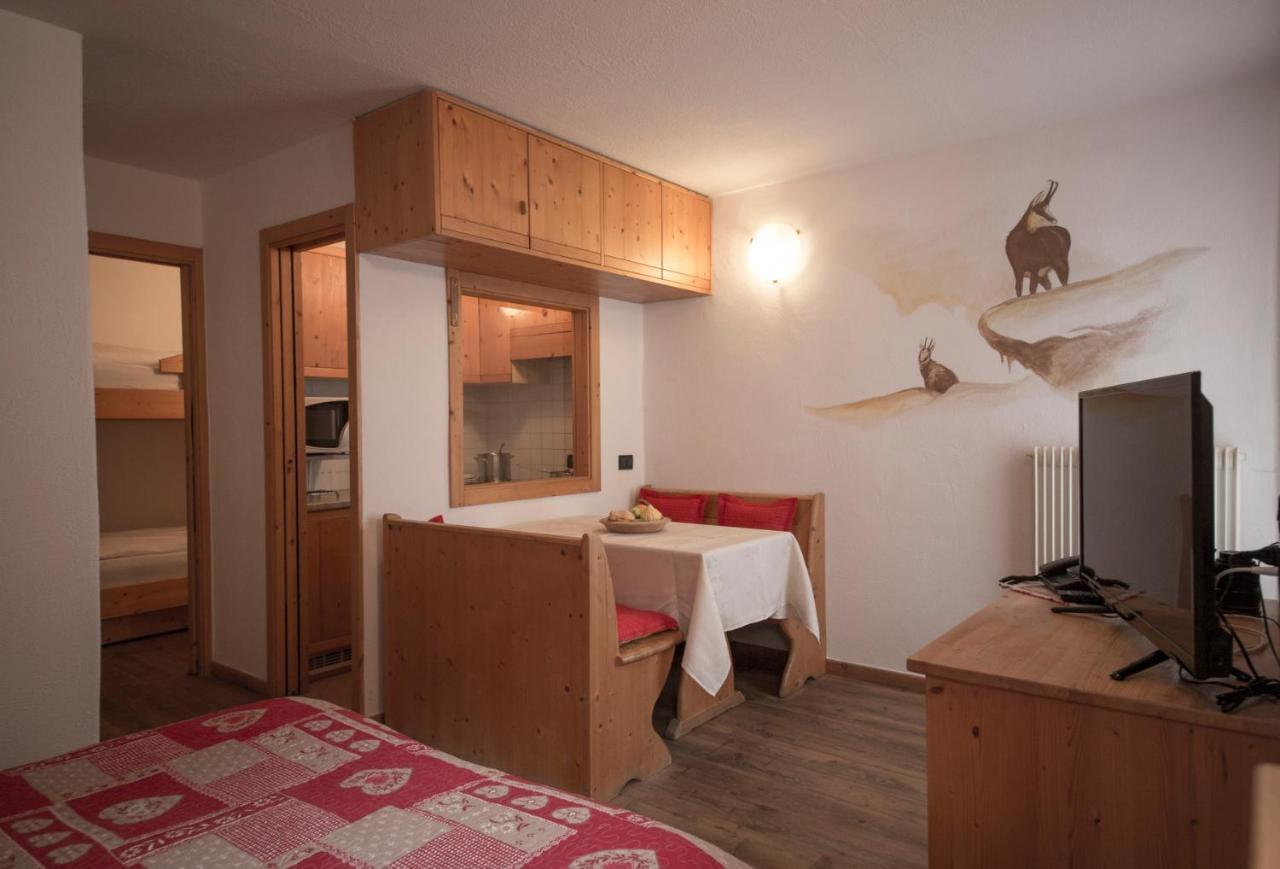 Residence Miramonti Daiano Bagian luar foto