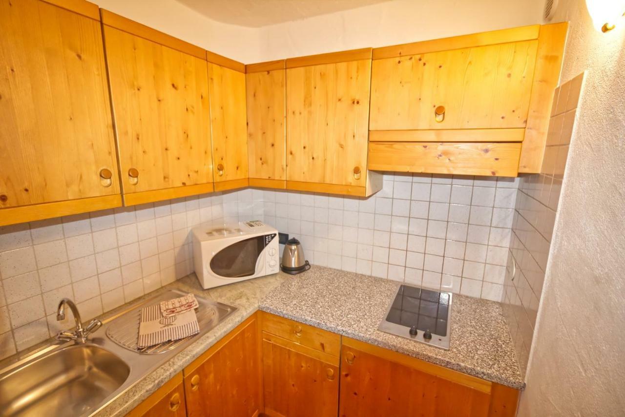 Residence Miramonti Daiano Bagian luar foto